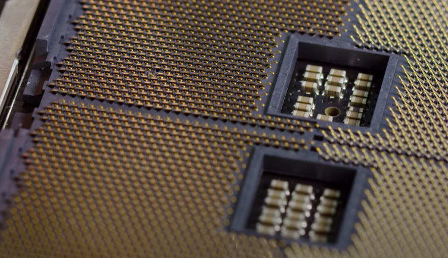TR4 Socket; LinusTechTips