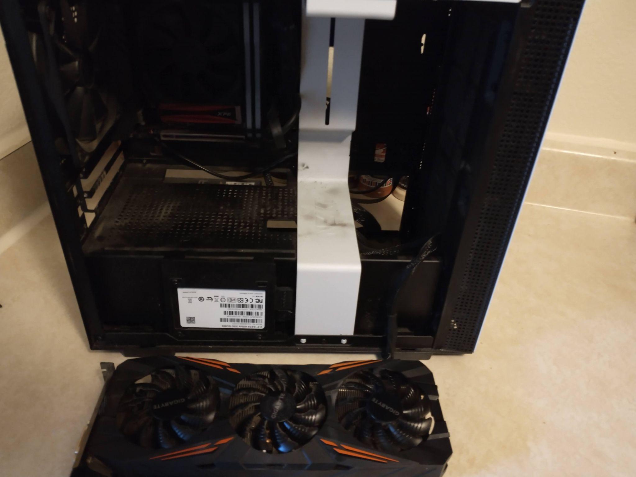 Removed panel and GPU
