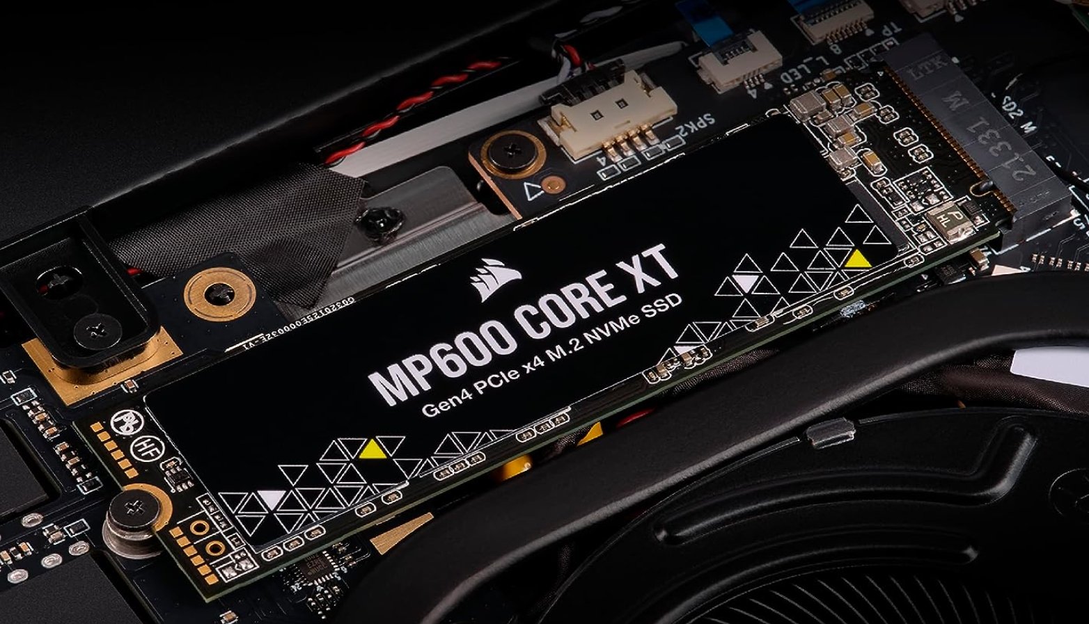 Corsair MP600 Core XT